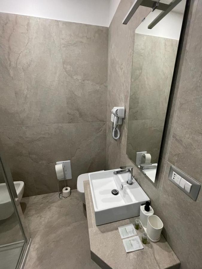Domus Cervantes Apartment نابولي المظهر الخارجي الصورة