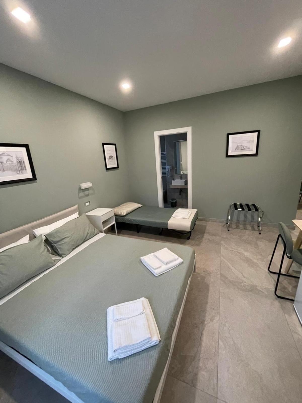 Domus Cervantes Apartment نابولي المظهر الخارجي الصورة